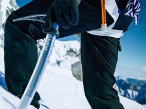 Blue Ice Akila piccozza alpinismo - Sestogrado